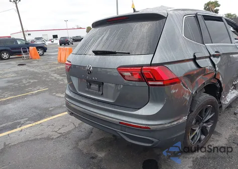 2024 Volkswagen Tiguan 2.0T Se/2.0T Wolfsburg Edition z USA, uszkodzony, nr VIN 3VVNB7AXXRM098454